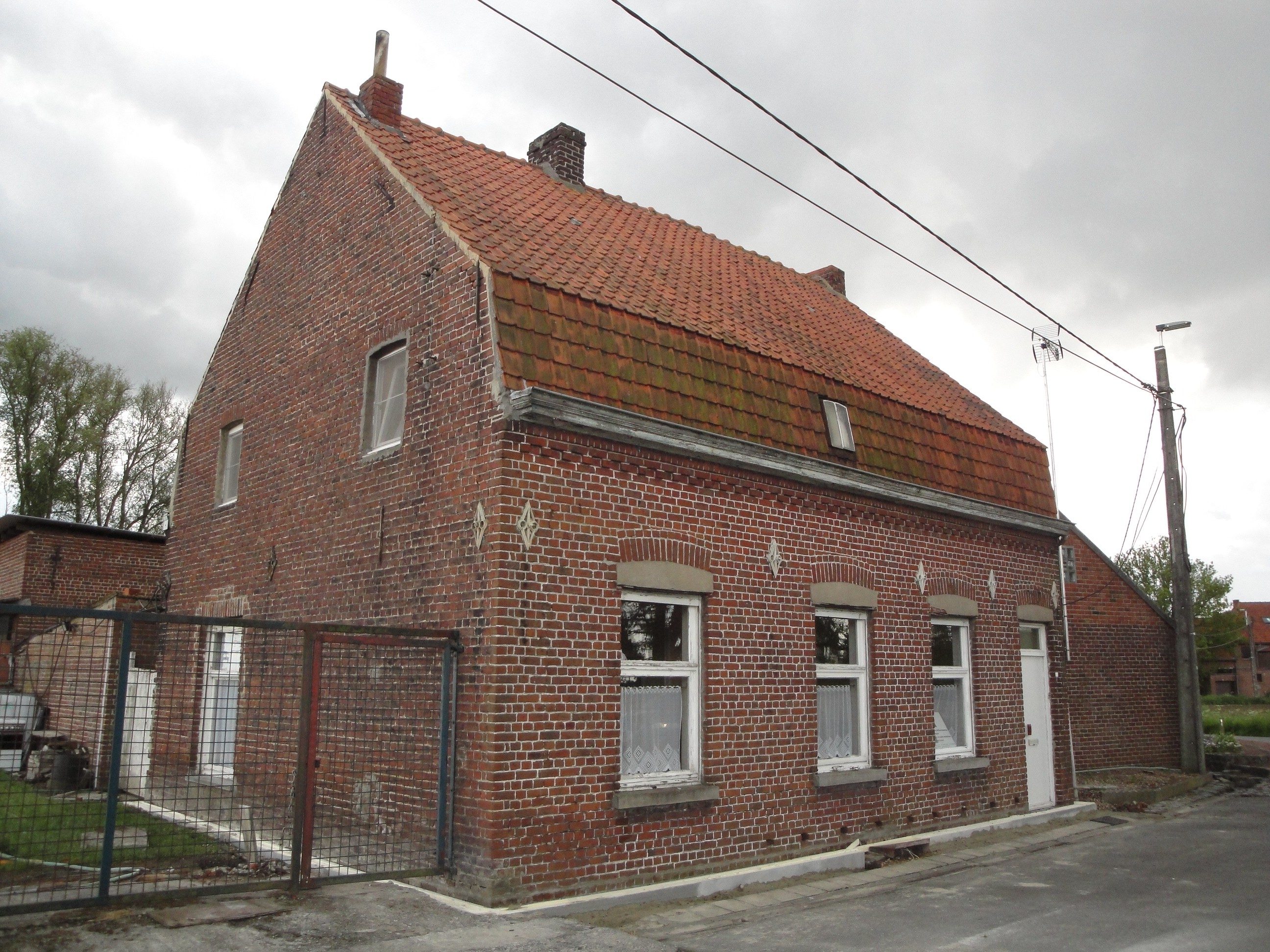 Renovatie gezinswoning in Spiere - voor renovatie