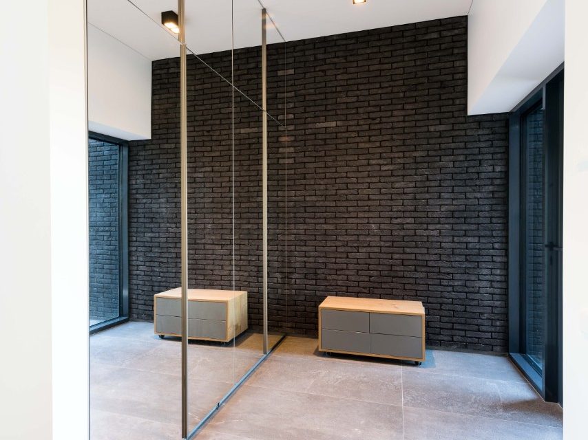 Modern and comfortable house for family, Agora Grafietzwart WDF