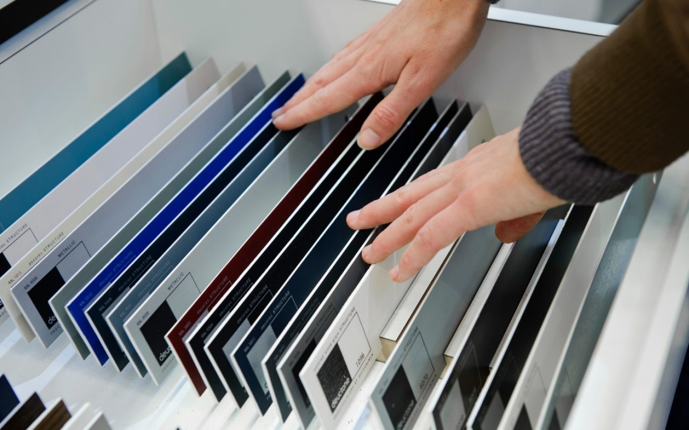 Samples colors joints showroom Kortrijk 