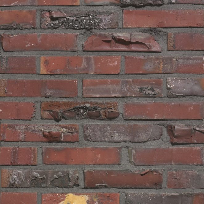 Artiza Hectic Extra facing bricks in a running bond with traditional mortar