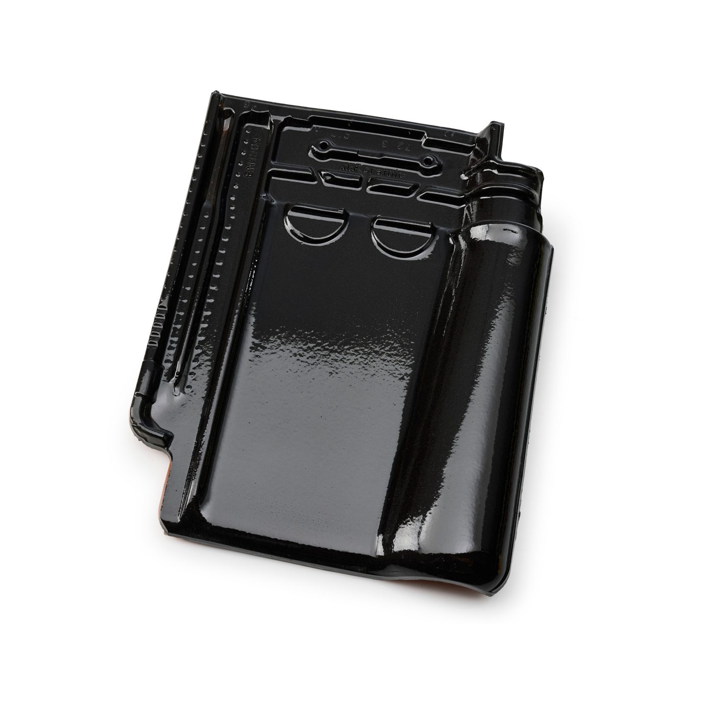Single product shot of a Stormpan 993 Zwart geglazuurd roof tile