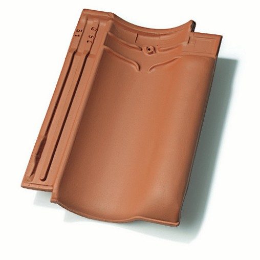 Single product shot of a Vlaamse Pan 401 Natuurrood roof tile
